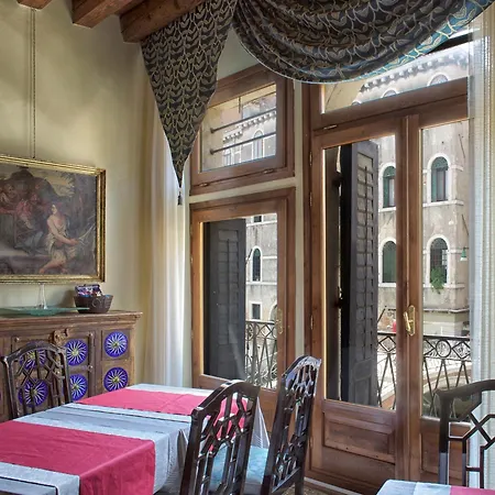 Luxury San Firmino Canal View Velence