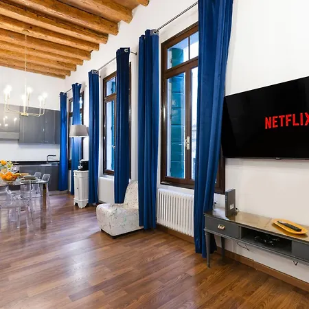 Luxsanstaeflat Venice