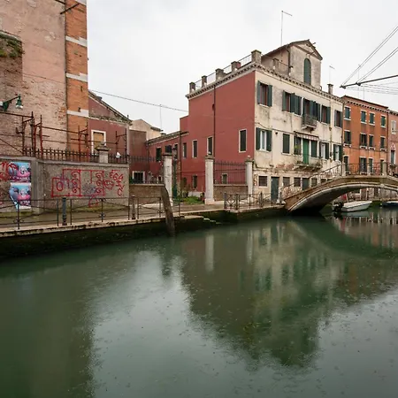 Jewel Canal View By Wonderful Italy *