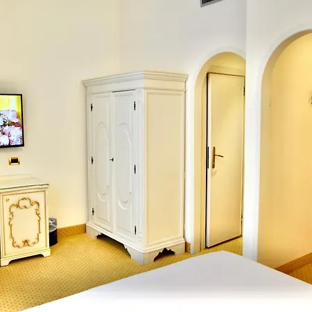 Gardena Hotel 3*