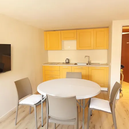 Apartmán Ross' House 2 *