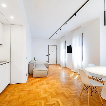 San Barnaba Palace R&r Apartamento