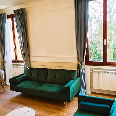 Apartment Oliver Twist In