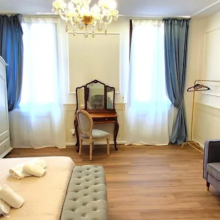 Apartment Oliver Twist In