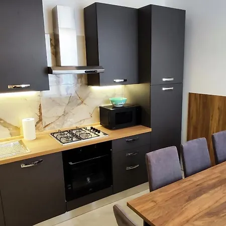 Apartment Oliver Twist In *