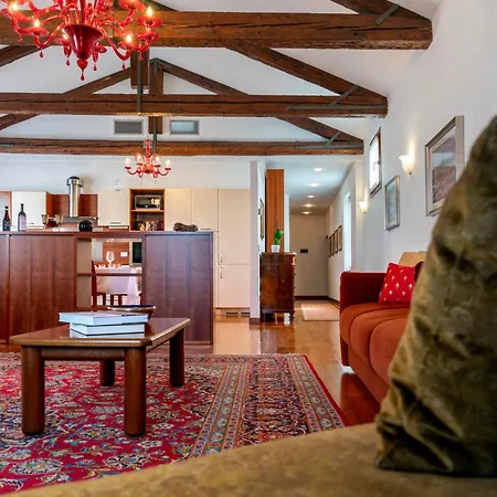 Palazzo San Luca Guest house