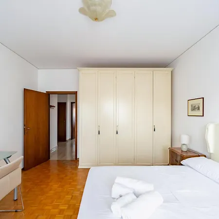 Apartment Ida Near The Station! Venice