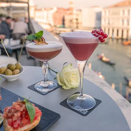 H10 Palazzo Canova 4* Venezia