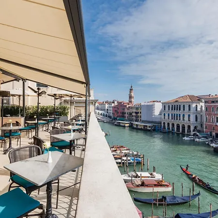 Hotel H10 Palazzo Canova Venezia