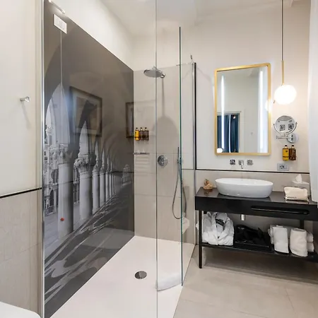 Hotel H10 Palazzo Canova Venezia