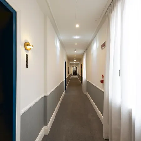 H10 Palazzo Canova 4*