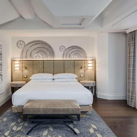 Hilton Molino Stucky Hotel