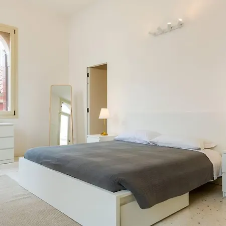 San Felice Elegant דירה *