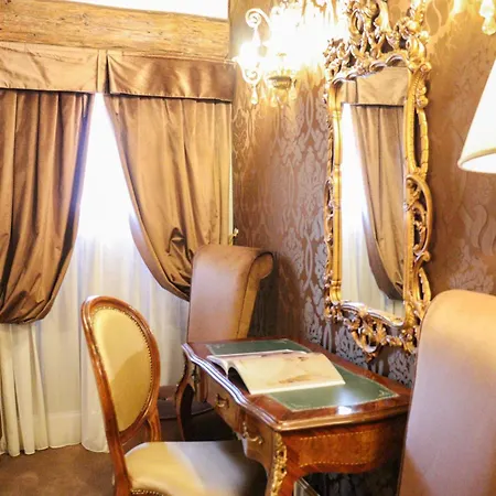 Ai Cavalieri Di Hotel Venedig