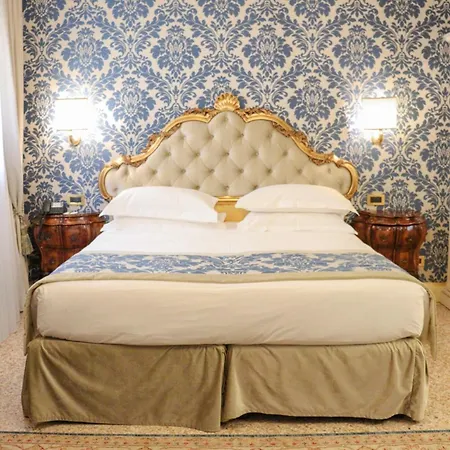 Ai Cavalieri Di Hotel 4*