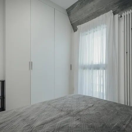 Apartment Free Garage 20 Min From Venice - Business House *