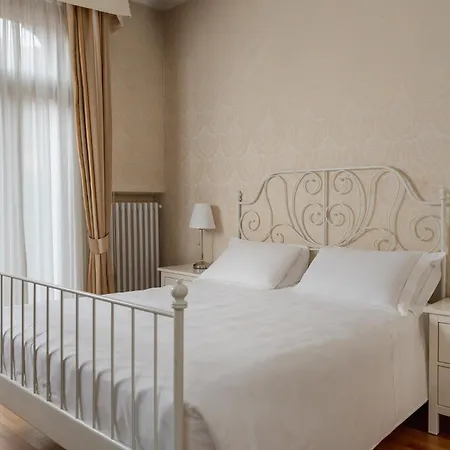 Montecarlo Ξενοδοχείο