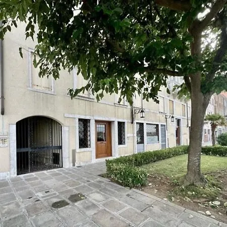 - Strepitoso Giudecca Apartment Venice