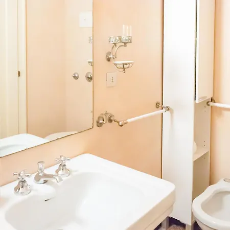 Bella Apartment