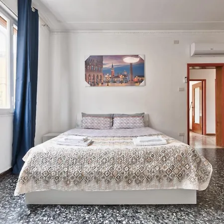 Cozy In With Free Parking Guest house Venice