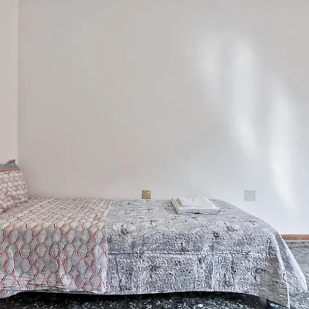 Guest house Cozy In With Free Parking Venice