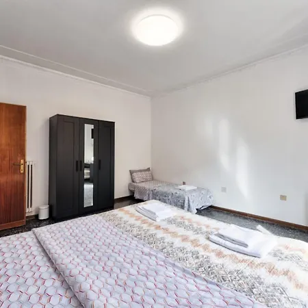 Guest house Cozy In With Free Parking