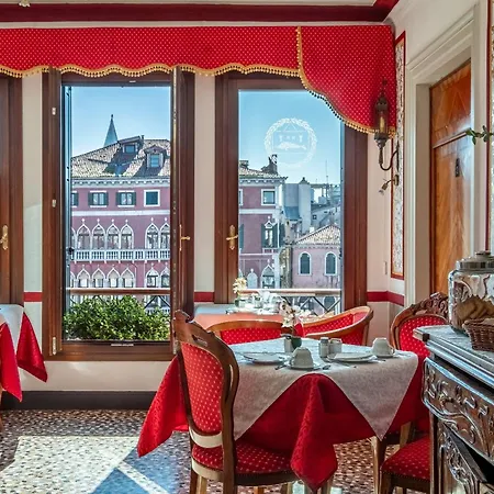 Antica Sturion Residenza D'epoca Hotel