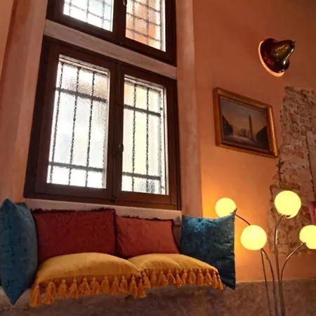Caranieri Tenti Design House * Venice