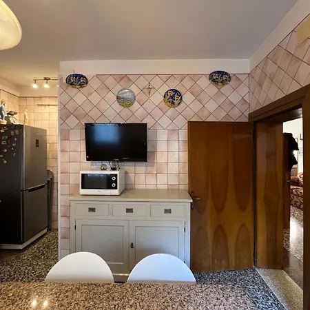 Paradiso Veneziano - 2 Bedrooms Flat With Private Terrace Apartamento *