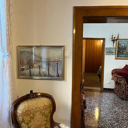 Paradiso Veneziano Con Terrazza アパート *