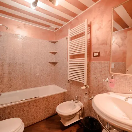 Appartamento Rosso Veneziano *