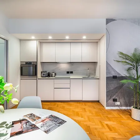 San Barnaba Palace R&r Appartement