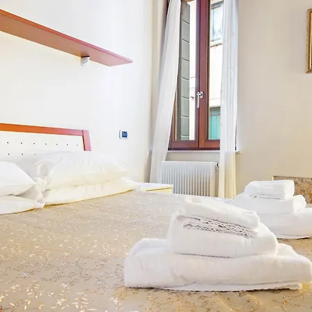 Best Venice Apartments San Marco 274 * Venise