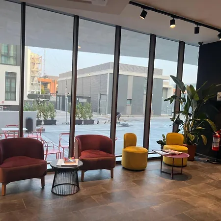 Laguna 3* البندقية