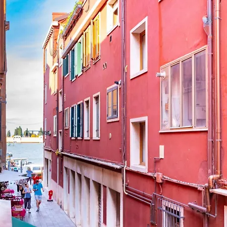 Classy & Quiet - Beautiful In Cannaregio Venice