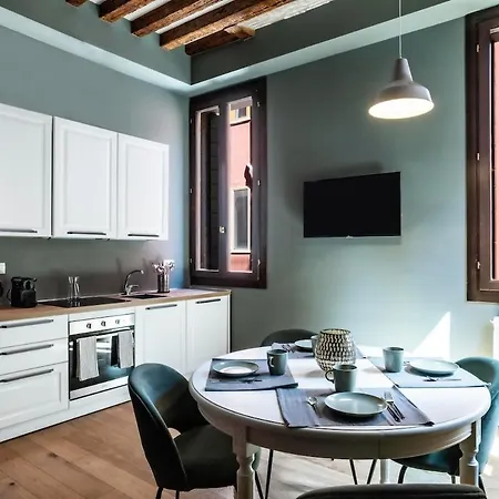 Classy & Quiet - Beautiful In Cannaregio Venice