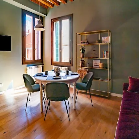 Classy & Quiet - Beautiful In Cannaregio Apartment Venice