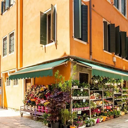 Classy & Quiet - Beautiful In Cannaregio Venice