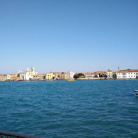 Apartament In Molino Stucky