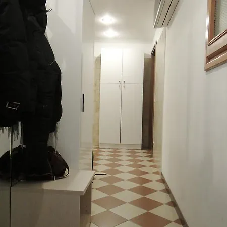 Al Ghetto Vecchio Apartment *
