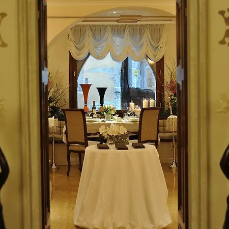 Hotel Ai Reali - Small Luxury Of The World 4*