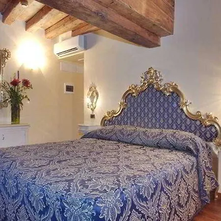 Vecellio 3*