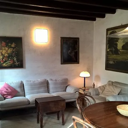Domarie Apartment
