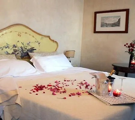 Ai Due Fanali Adults Only 3* Velence