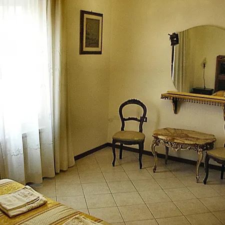 Queen House Venecia