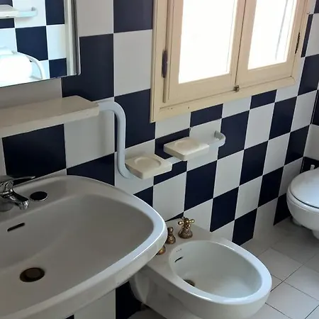 Domarie Apartment *