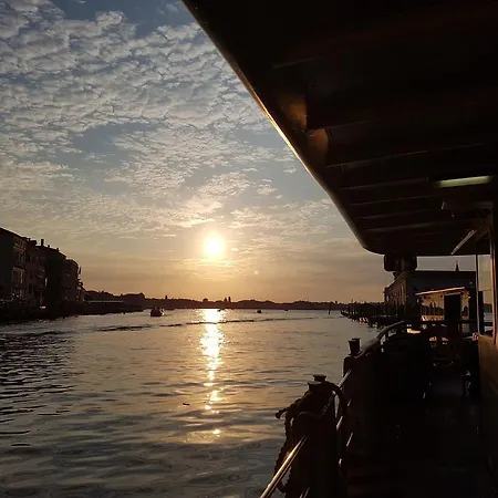 Garden Ca' Rezzonico Apartamento Venecia