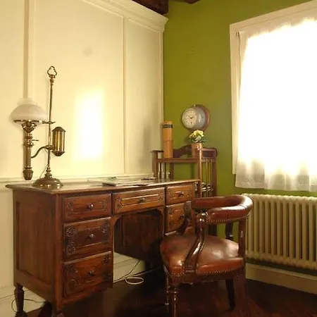 Dorsoduro Terrace Apartment