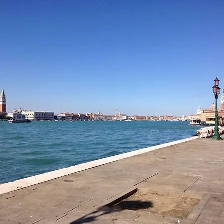 Appartement Venetian Mood: Secret Garden