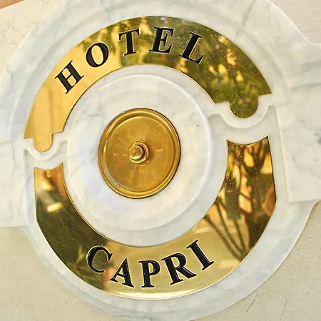 Hotel Carlton Capri 3*